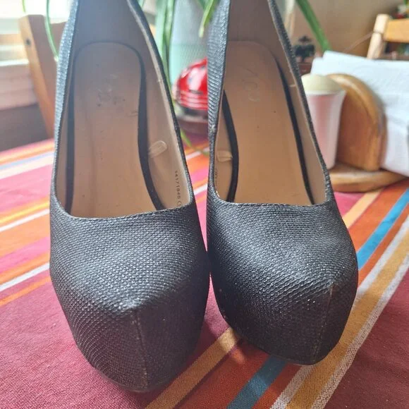 Platform pumps - Picture 7 of 10